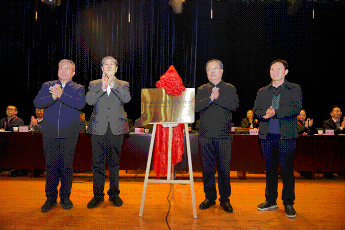 1700562448390600.gif clip_image024.gif