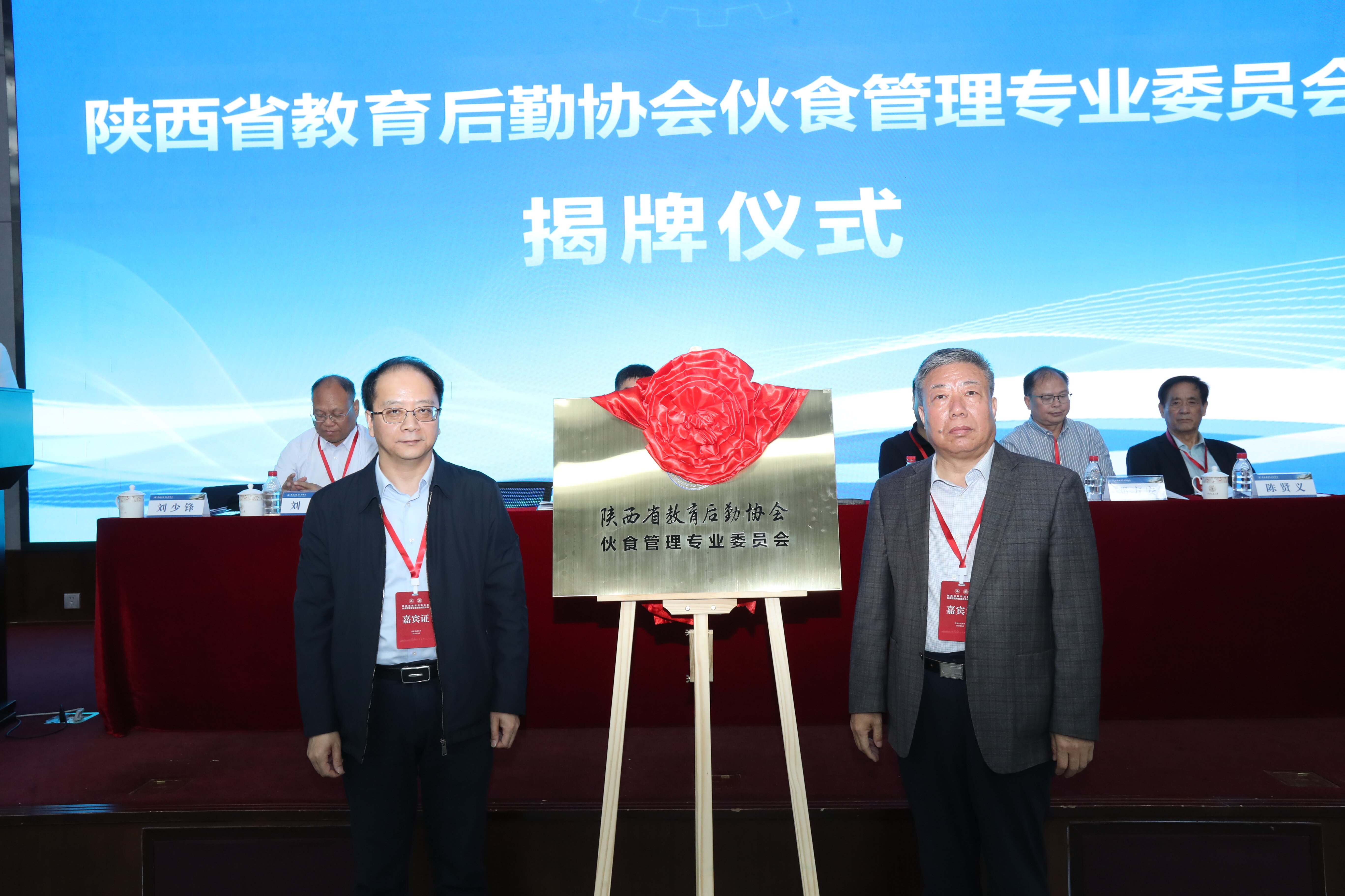 1715670348297626.jpg 1715670348297626.jpg